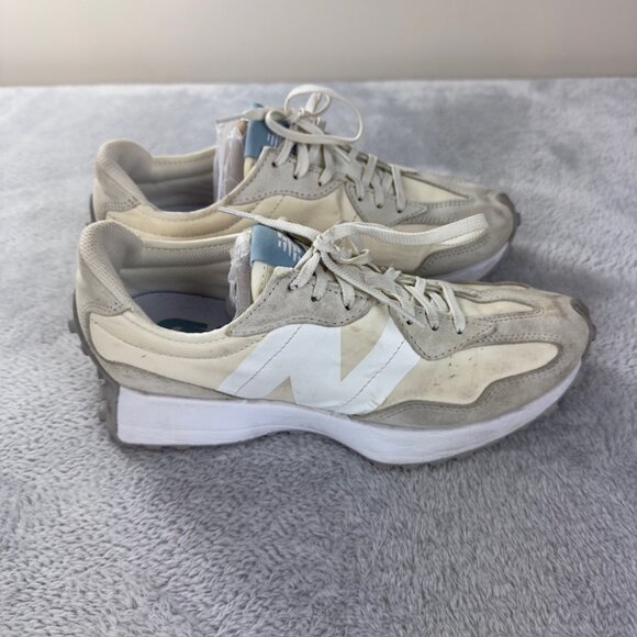 New Balance 327 Cream Sneakers Women’s Size 9.5 US - WS327BV - Picture 1 of 13
